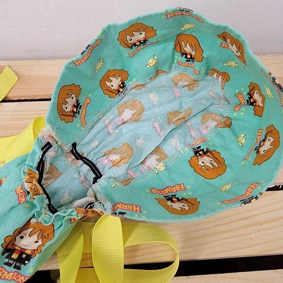 Scrub Hat Harry Potter Hermione Green w/ Yellow Tie - Picture 5 of 5